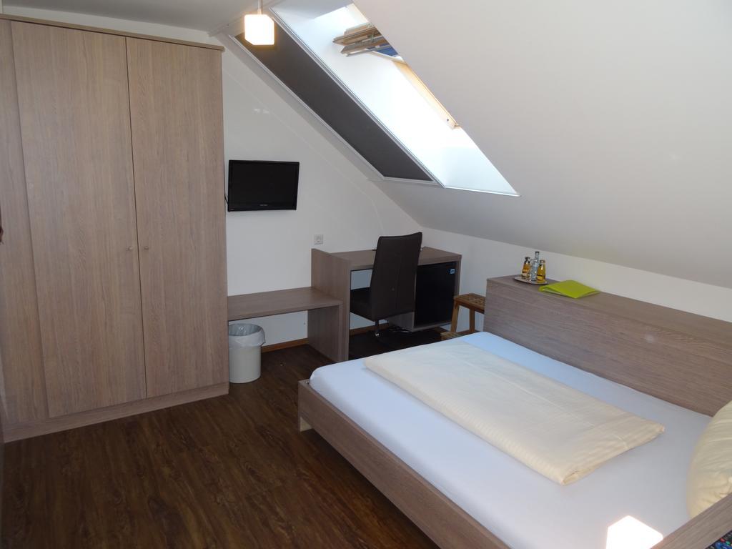 Gasthof Zum Goldenen Lamm Wettelsheim Quarto foto