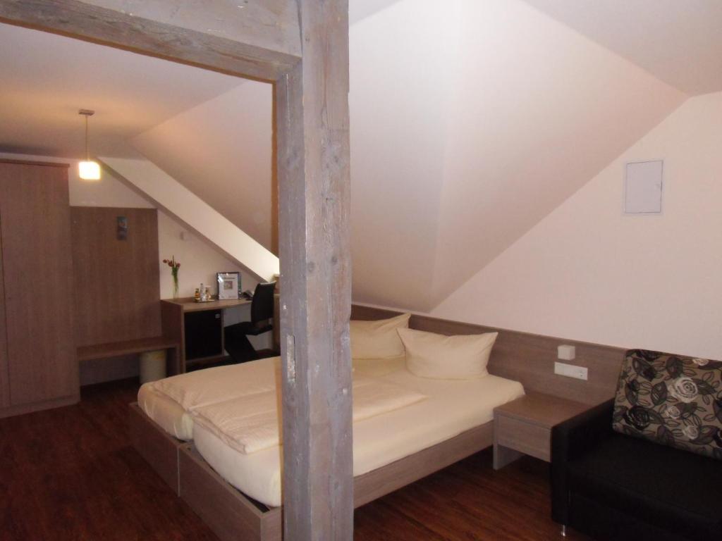 Gasthof Zum Goldenen Lamm Wettelsheim Quarto foto